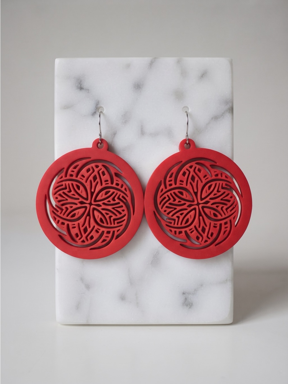Red Floral Cutout Round Dangle Earrings - Women Jewelry